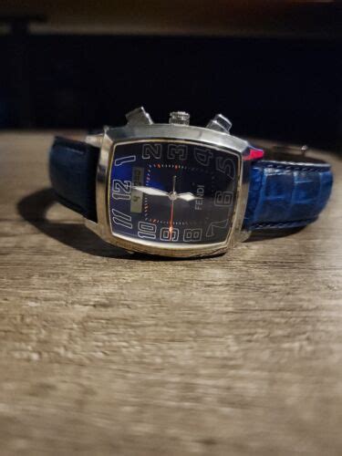 fendi watch sapphire crystal 5atm quartz